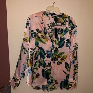 Worthington Long Sleeve Button up